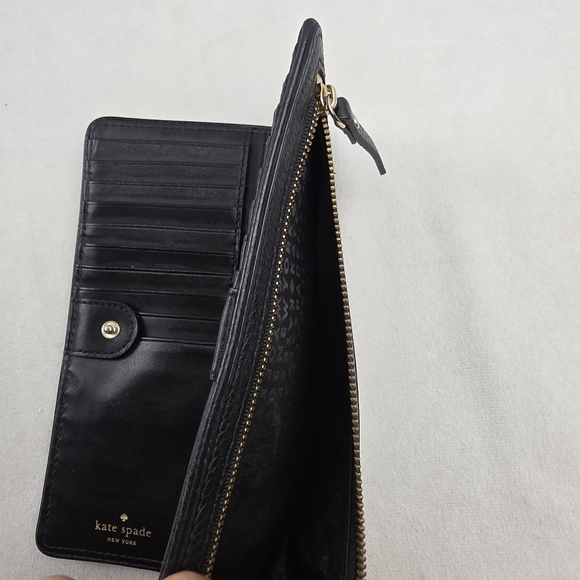 Kate Spade Black Genuine Leather Pebbled Leather Bifold Wallet - Picture 4 of 5